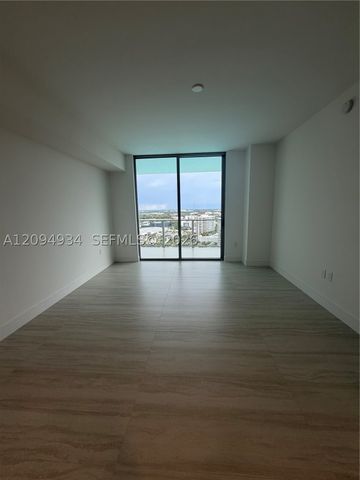 2411 Laguna Cir 2408, Miami, FL 33181