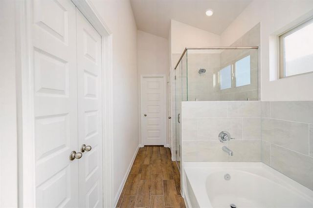 434 Magnetic Hill Drive, Crosby, TX 77532