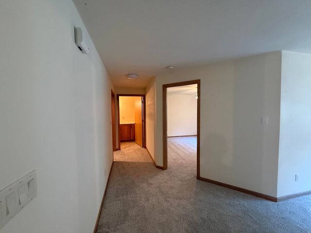 736 Southlawn Terrace, Oelwein, IA 50662