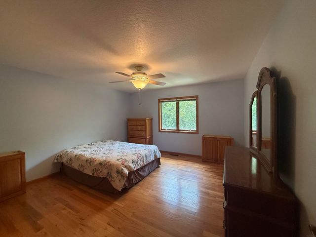 736 Southlawn Terrace, Oelwein, IA 50662