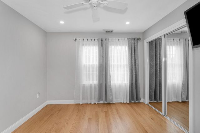 37 Northridge Drive 37, North Reading, MA 01864