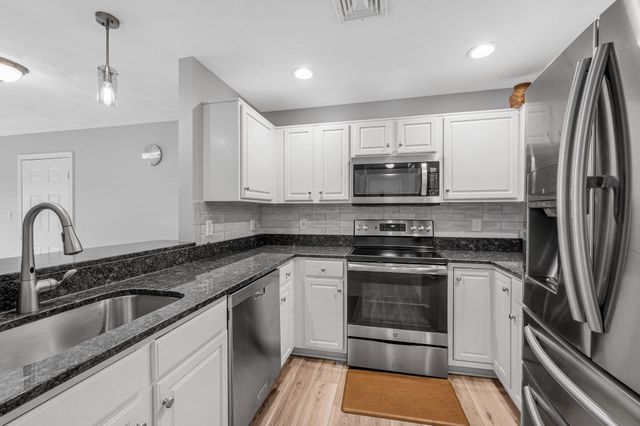 37 Northridge Drive 37, North Reading, MA 01864