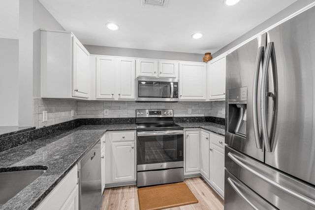 37 Northridge Drive 37, North Reading, MA 01864