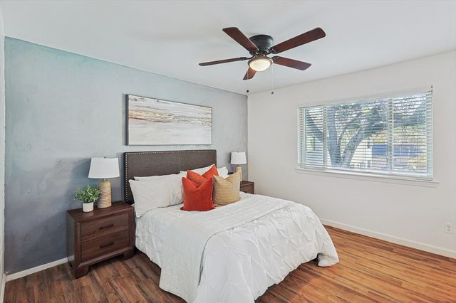 4039 Cole Avenue 101, Dallas, TX 75204