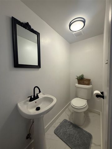 4039 Cole Avenue 101, Dallas, TX 75204