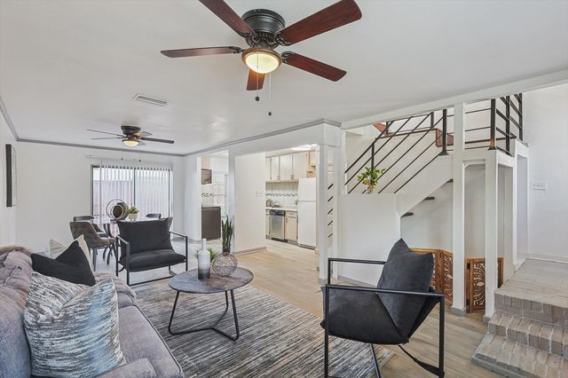 4039 Cole Avenue 101, Dallas, TX 75204