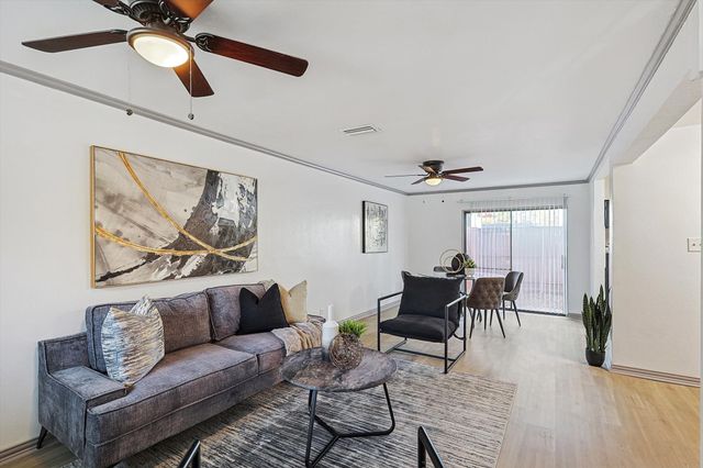 4039 Cole Avenue 101, Dallas, TX 75204