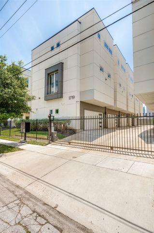 1719 Caddo Street 101, Dallas, TX 75204