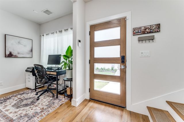 1719 Caddo Street 101, Dallas, TX 75204