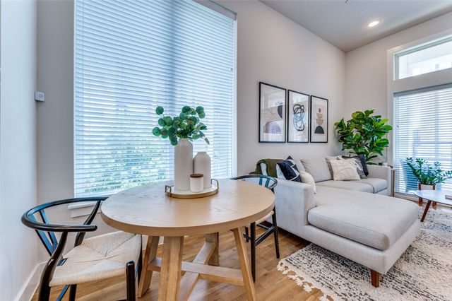 1719 Caddo Street 101, Dallas, TX 75204