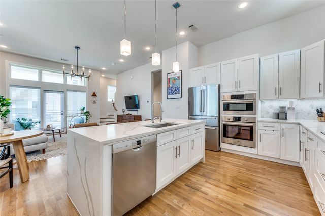 1719 Caddo Street 101, Dallas, TX 75204