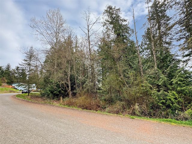 9999 Cedar Glen Lane, Port Angeles, WA 98362