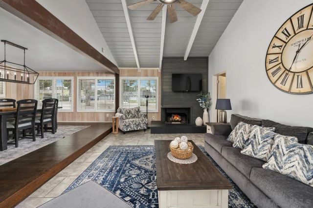 1644 Cerca Blanca Pl, El Cajon, CA 92019
