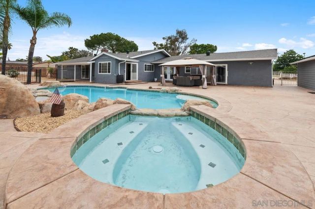 1644 Cerca Blanca Pl, El Cajon, CA 92019