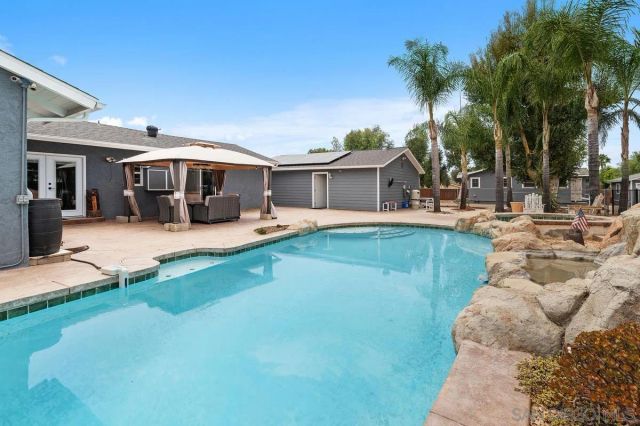 1644 Cerca Blanca Pl, El Cajon, CA 92019