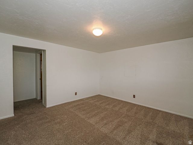 7095 S BOGGESS DR, Midvale, UT 84047