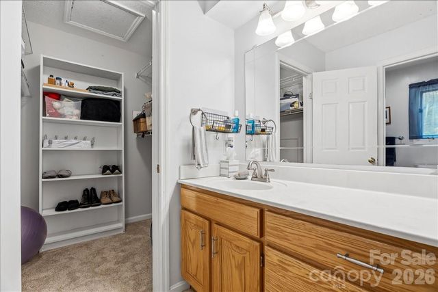16 Woodsong Lane, Brevard, NC 28712