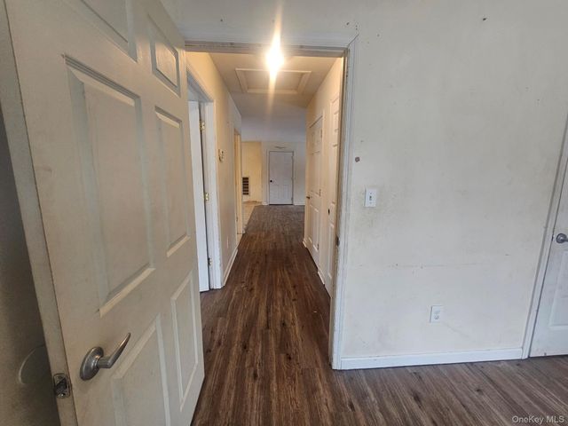 556 Taylor Avenue, East Patchogue, NY 11772