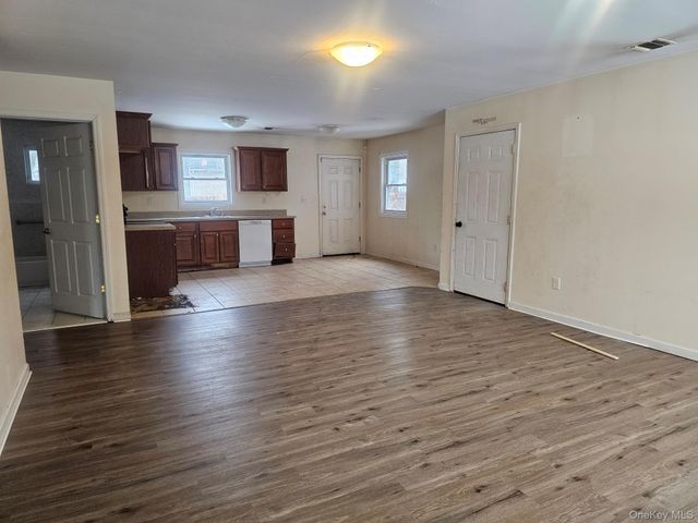 556 Taylor Avenue, East Patchogue, NY 11772