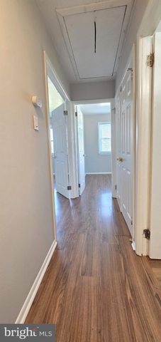 12 LEHIGH CT, Sicklerville, NJ 08081