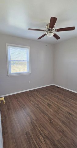 12 LEHIGH CT, Sicklerville, NJ 08081