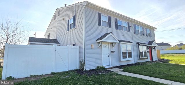 12 LEHIGH CT, Sicklerville, NJ 08081