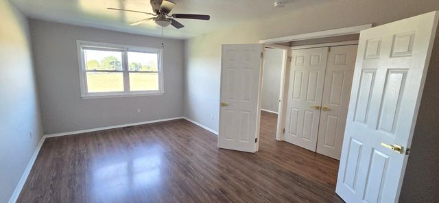 12 LEHIGH CT, Sicklerville, NJ 08081