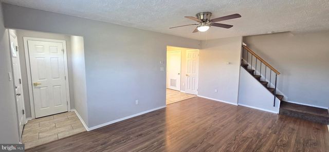 12 LEHIGH CT, Sicklerville, NJ 08081