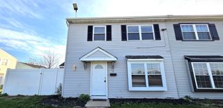 12 LEHIGH CT, Sicklerville, NJ 08081