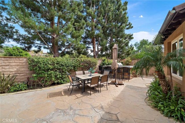 28 Drackert Lane, Ladera Ranch, CA 92694