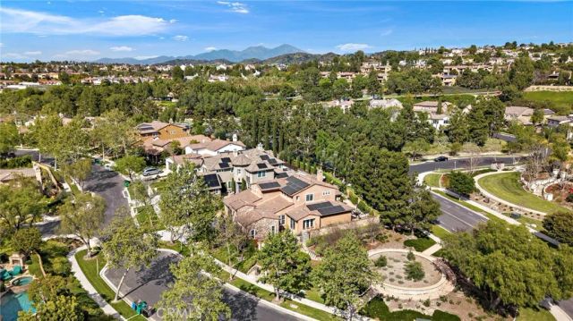 28 Drackert Lane, Ladera Ranch, CA 92694