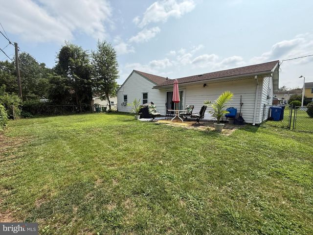 39 MONTROSE LN, Willingboro, NJ 08046
