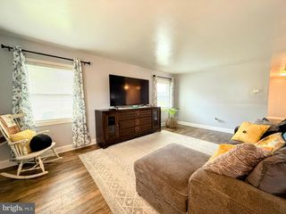 39 MONTROSE LN, Willingboro, NJ 08046