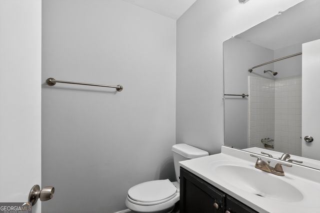 2791 Knollview Drive, Decatur, GA 30034