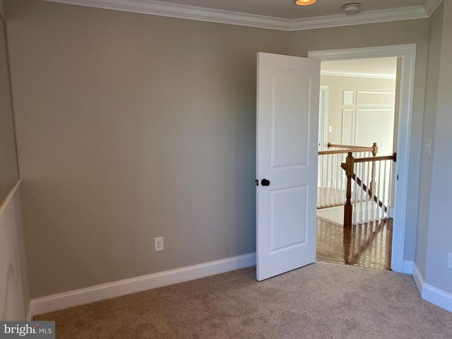 301 WAGON WHEEL LN, Hockessin, DE 19707