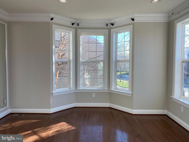 301 WAGON WHEEL LN, Hockessin, DE 19707