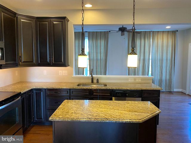 301 WAGON WHEEL LN, Hockessin, DE 19707