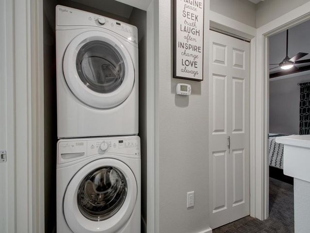 202 S College ST 14, Georgetown, TX 78626