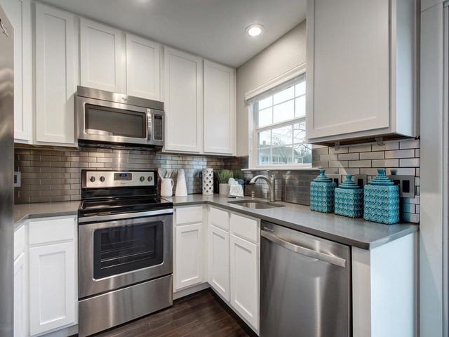 202 S College ST 14, Georgetown, TX 78626