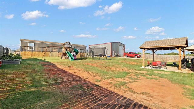 2086 County Road 1239, Tuttle, OK 73089