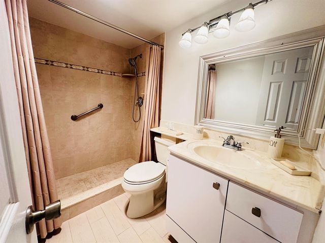 371 Markham Q, Deerfield Beach, FL 33442