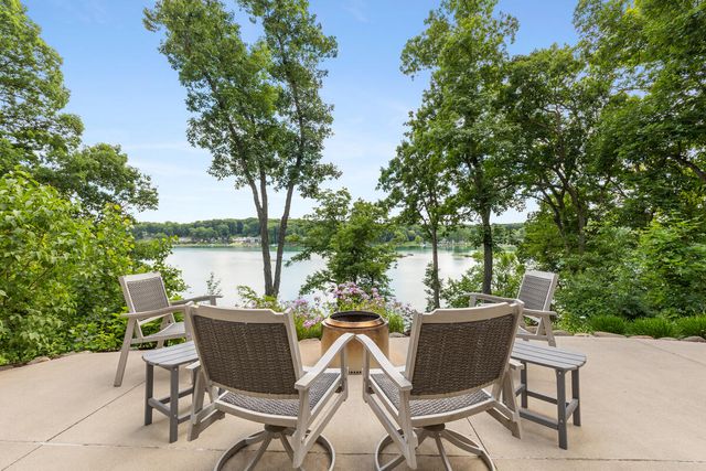 10999 Old Oak Drive, Greenville, MI 48838