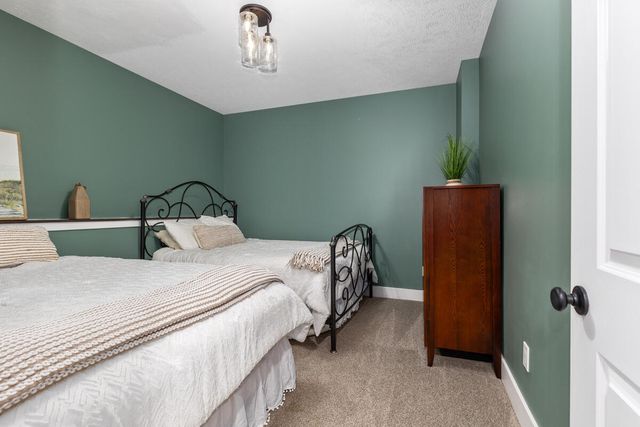 10999 Old Oak Drive, Greenville, MI 48838