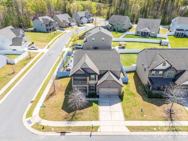 3124 Berry Creek Road, Charlotte, NC 28214