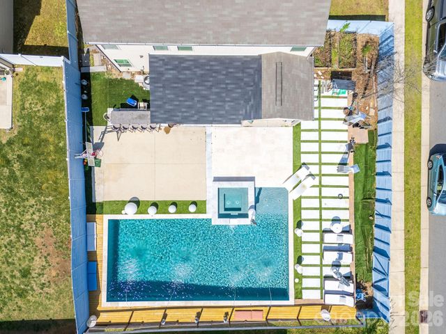 3124 Berry Creek Road, Charlotte, NC 28214