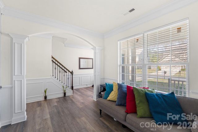 3124 Berry Creek Road, Charlotte, NC 28214