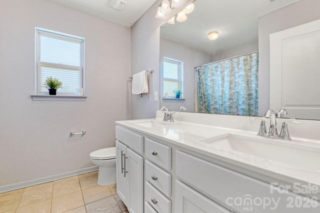 3124 Berry Creek Road, Charlotte, NC 28214