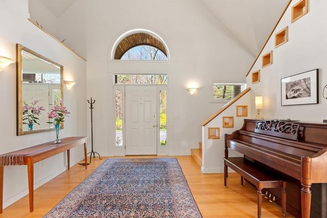 117 Ayer Road, Harvard, MA 01451