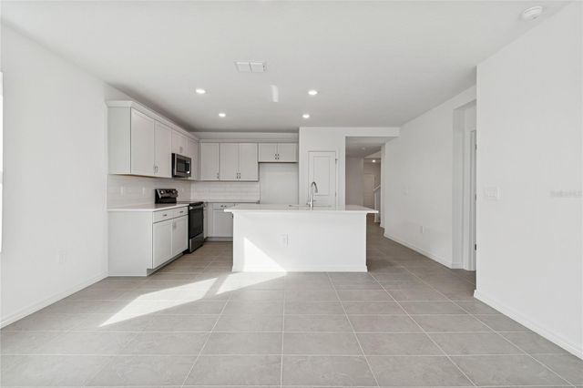 9102 OPTIMIST WAY, Palmetto, FL 34221