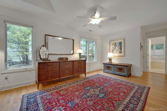 8 Justine Court, Briarcliff Manor, NY 10510